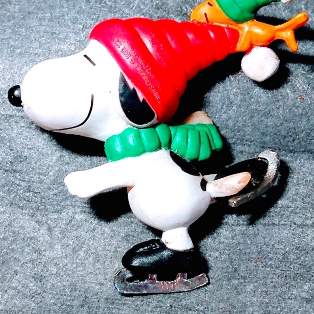 1992 Hallmark Christmas Ornament Peanuts